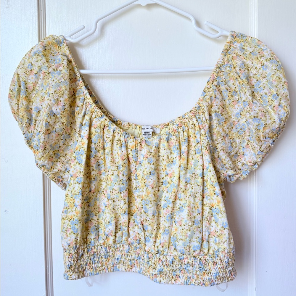 American Eagle butter yellow floral top